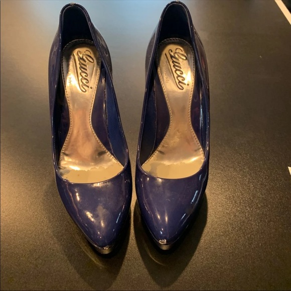 Blue authentic gucci pumps size 36
